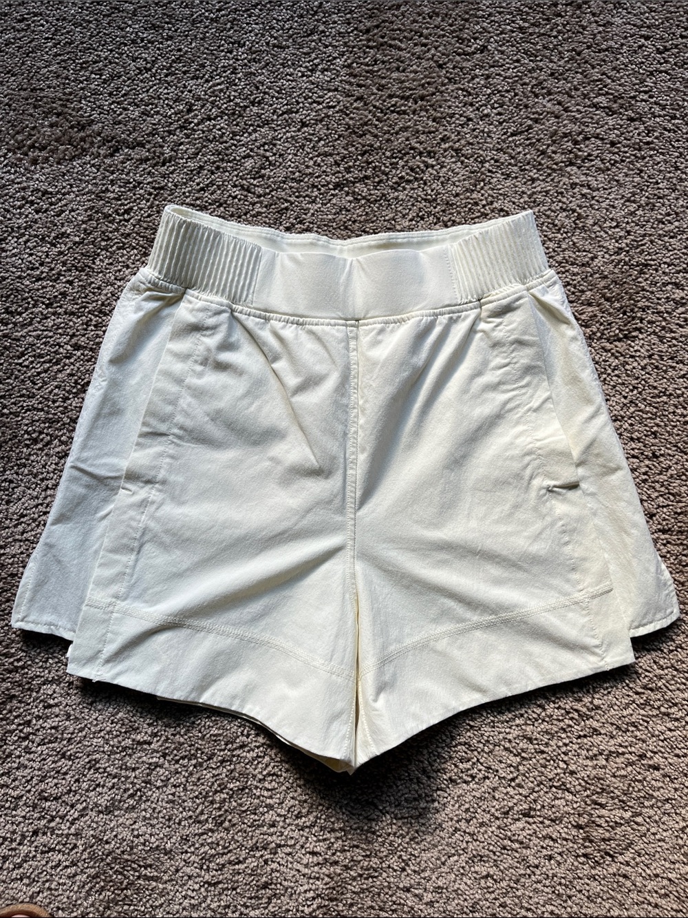 Lulu Lemon Cream Elastic-Waist Shorts with Pockets